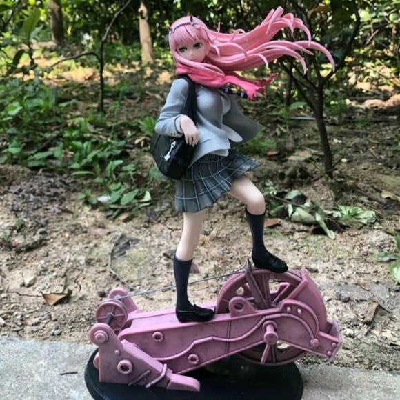 12" Authentic Aniplex Darling In The FranXX Zero Two Figure - Picture 1 of 3